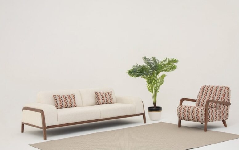 Gürgen iskeleti ve yüksek kalite kumaşıyla şıklığı dayanıklılıkla birleştirir.