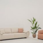 Modern tasarımı, güçlü yapısı ve konforlu oturumu ile yaşam alanlarını tamamlar.