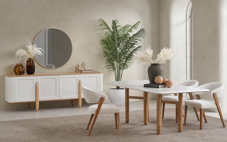 Her detayıyla özenle tasarlanmış masa, konsol ve sandalyeleriyle modern yemek odası konforu sizlerle!