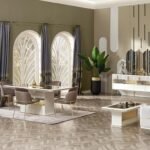 Kaliteli konsolu, açılır masası ve konforlu sandalyeleriyle tarz sahibi yemek odası takımı.