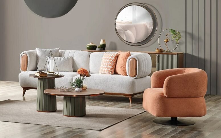 Şıklığın ve fonksiyonelliğin birleşimi! Gürgen kasa yapısı ve yatak olabilen sistemiyle modern koltuk takımlarımız konforu yeniden tanımlar.