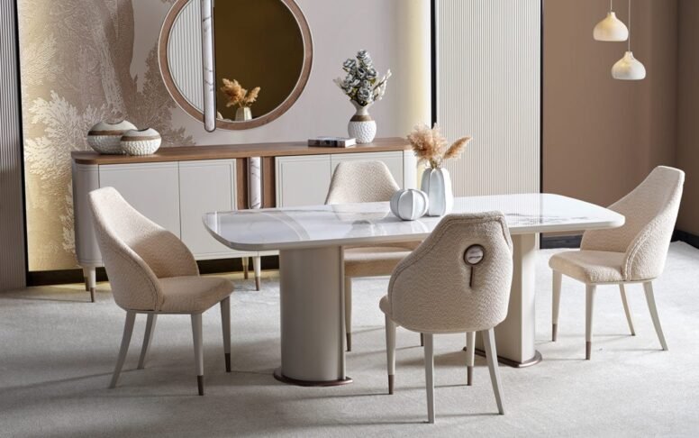 Masasıyla işlevsel, konsoluyla estetik, sandalyeleriyle rahat! Avrupa’ya sevkiyatlı modern takım.