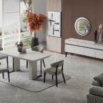 Modern dekorasyonlara mükemmel uyum sağlayan bu takım, doğal tonları ve kaliteli malzemesiyle uzun ömürlü kullanım sunar.