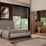 Estetik görünümüyle öne çıkan yatak odası takımlarımız, kolay temizlenebilir yüzeyleriyle pratik kullanım imkânı sunar.