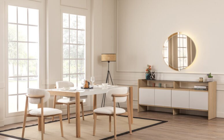 Modern ve sade çizgilere sahip bu yemek odası takımı, açık tonlarıyla yaşam alanlarına ferahlık kazandırır. Ahşap detaylar ve yuvarlak hatlı sandalyeler, mekâna doğal bir zarafet sunar. Özbay Mobilya kalitesiyle üretilen bu takım, estetik görünümünün yanında konforlu bir kullanım deneyimi sağlar.