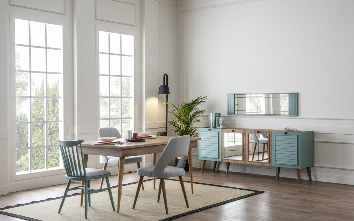 Bu yemek odası takımı, minimalist tasarımı ve doğal ahşap tonlarıyla modern dekorasyon anlayışını yansıtır. Beyaz detayların sıcak ahşapla birleşimi, ortamda ferah ve huzurlu bir ambiyans oluşturur. Özbay Mobilya’nın kalite anlayışıyla tasarlanan bu model, zarafet ve konforu aynı anda sunar.